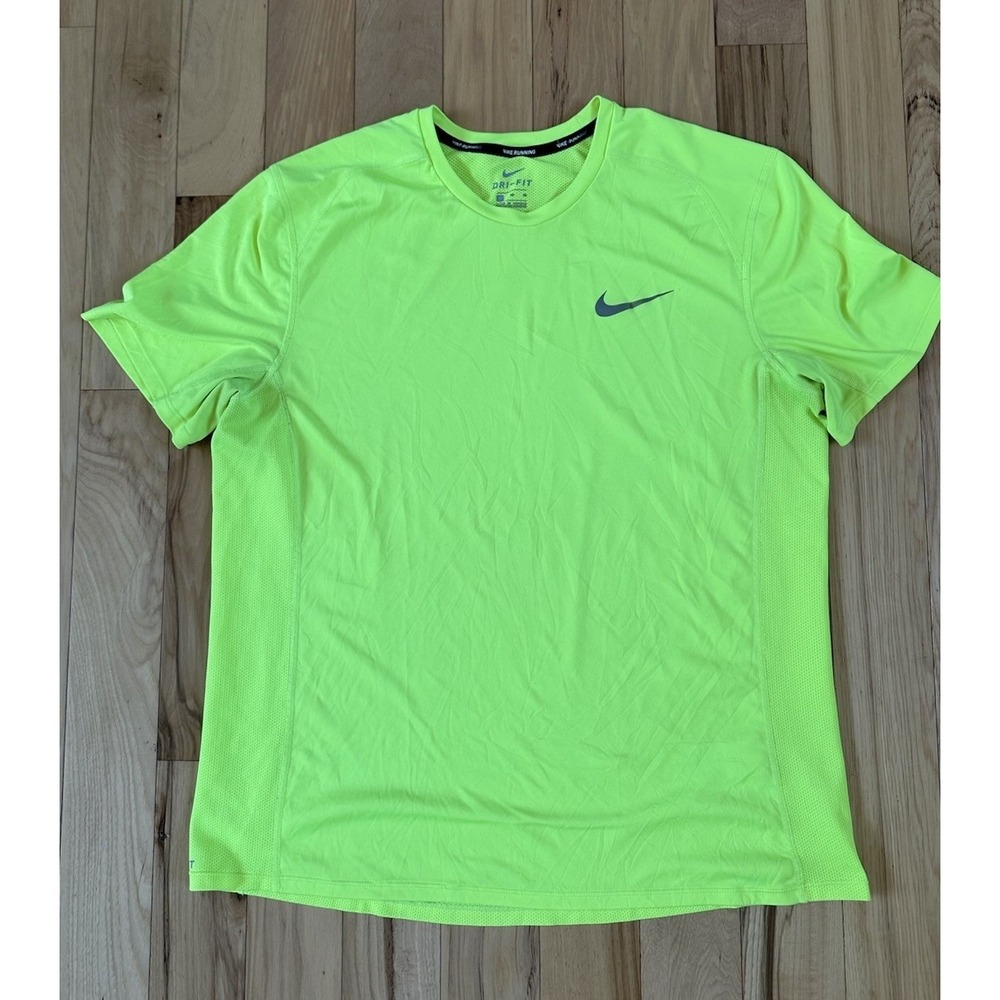 Nike Running Dri-FIT Knit Shirt Mens XL Neon Yellow Volt Sporty Short Sleeve